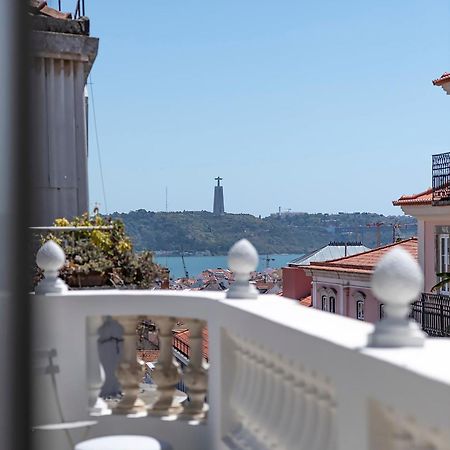 Montecarmo12 - Design Boutique Hotel Lisbon Exterior photo