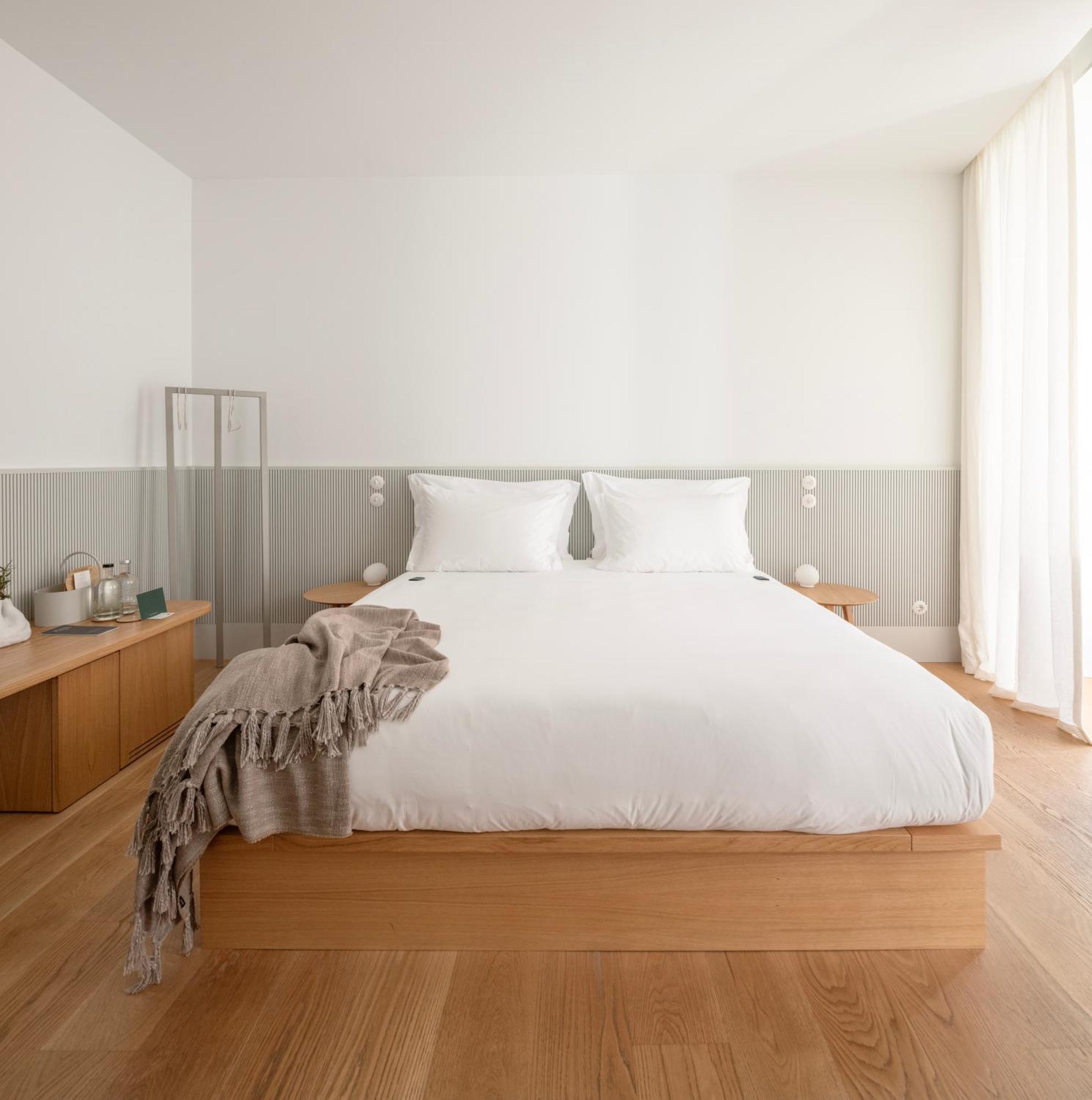 Montecarmo12 - Design Boutique Hotel Lisbon Exterior photo